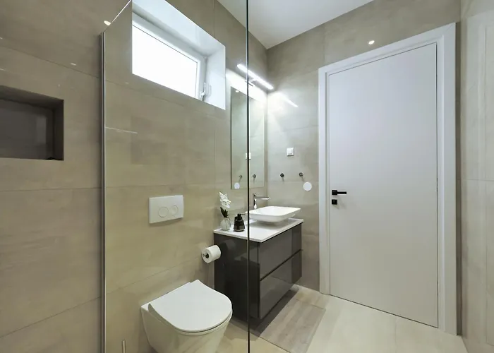 Cloud 9 D10 Villa Tkon