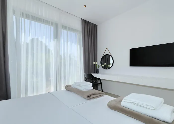 Cloud 9 D10 Villa